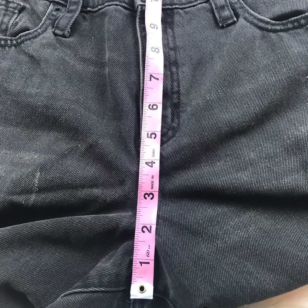 Universal Thread high rise straight leg raw hem - Picture 5 of 7